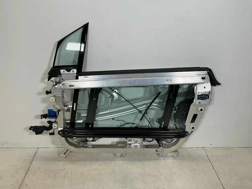 Tür links vorne BMW i3 (I01) electric 125 kW 170 PS (09.2014-> ) Meistverkauft